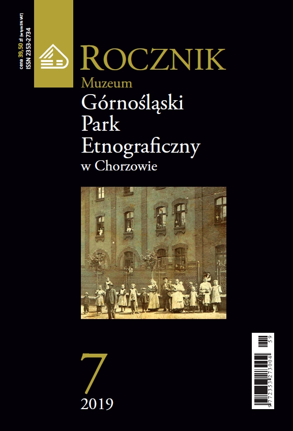 In hoc signo vinces. Znaki krzyża na elewacjach domów w powiecie raciborskim