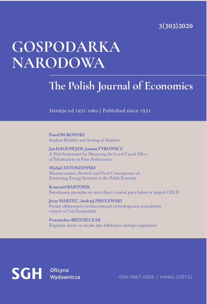 The Efficiency of Public and Private Higher Education Institutions in Poland Cover Image