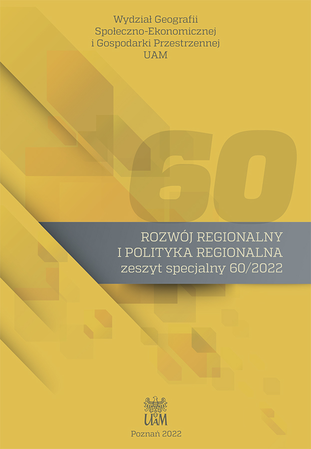 Differentiation of social attitudes of students and academic teachers in Wielkopolska region during the COVID-19 pandemic